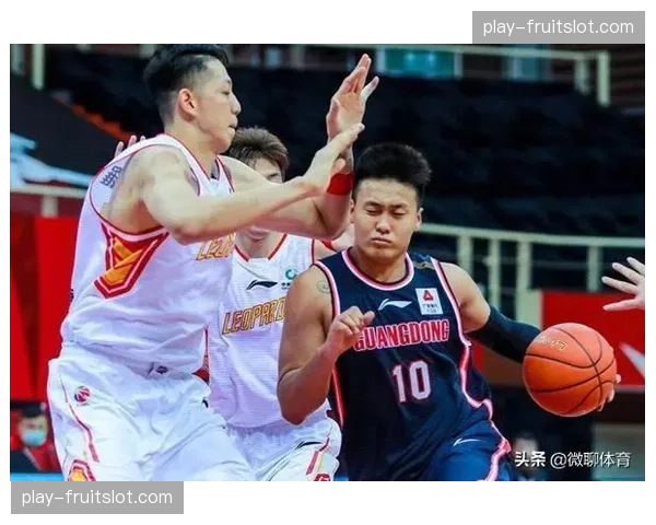 青岛米奇28分13篮板 战术数据复盘显示外援内线优势