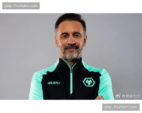 狼队主教练佩雷拉战术改革 三中卫体系助球队保级